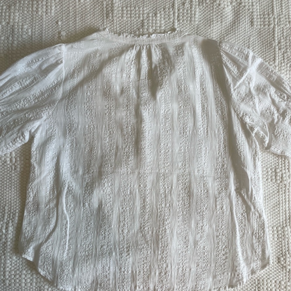 Lovestitch Ivory Textured Blouse - Picture 3 of 3